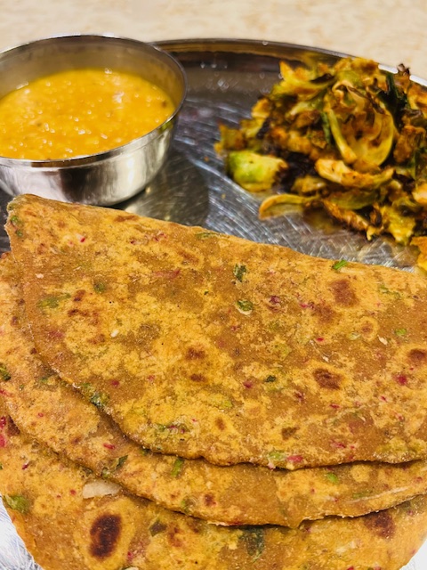 Mooli (Red Radish) Parata